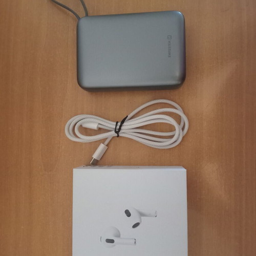 Swissten power bank 20000mAh with Hoco wireless earbuds new