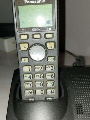 Panasonic KX-TG 7100 GR cordless phone like new with illuminated keypad