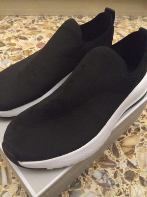Zara casual shoes used, size 43, black and white slip-on