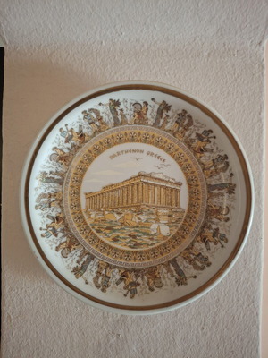 Porcelain decorative souvenir plate used