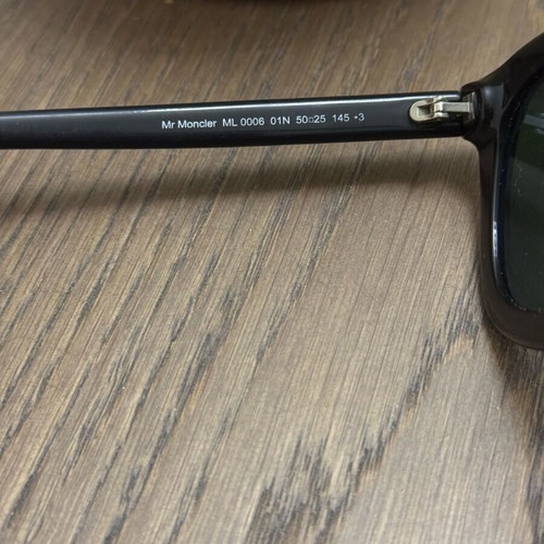 Moncler sunglasses used, black in very good condition