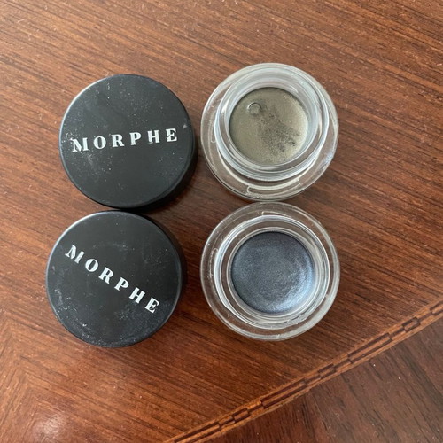 Morphe gel liner used, 2 colors heavy metal and Ivy League