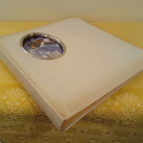 Wedding photo album like new with front frame, luxury style