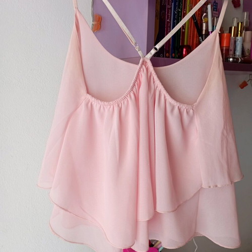 Women's airy top like new