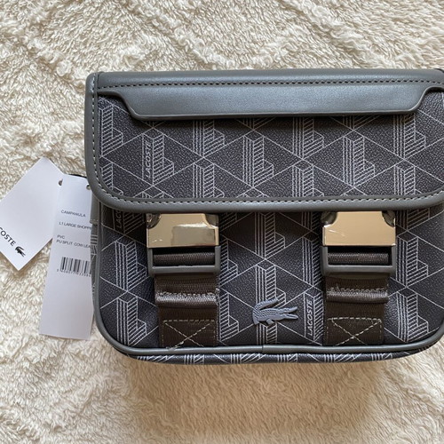 Lacoste crossbody bag like new, gray