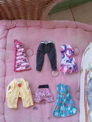 Barbie clothes like new, pack of 6 pieces