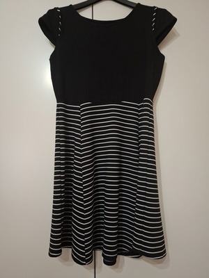 Summer dress used, black and white, size M