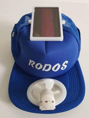Cap with fan