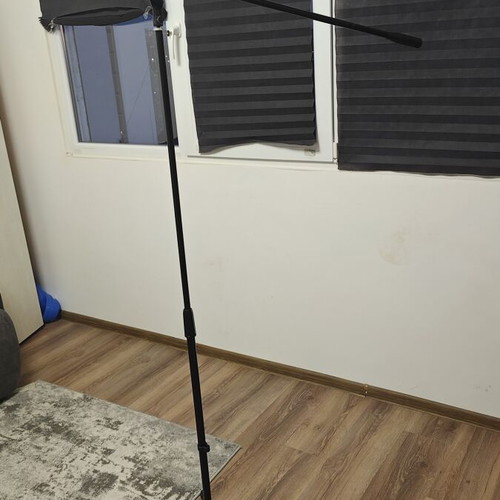 Stagg MIS-1022BK telescopic microphone stand