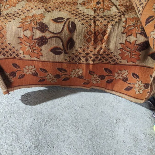 Wool rug new, traditional handwoven 280x240 cm