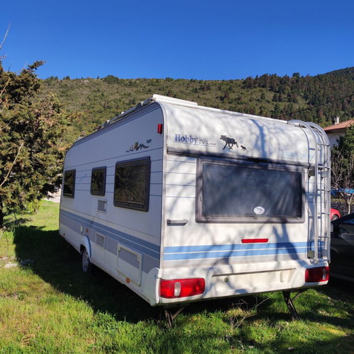 Hobby 7m family caravan, fully autonomous