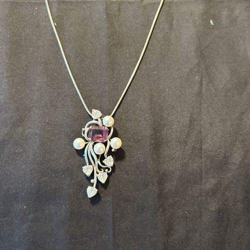 Vintage silver 925 necklace like new, pink and white