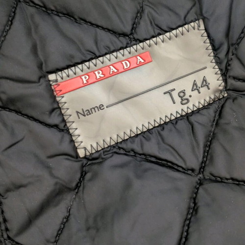 Prada women's jacket size 44 like new