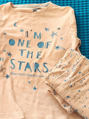 Girls' pajamas 8-10 years used, coral color