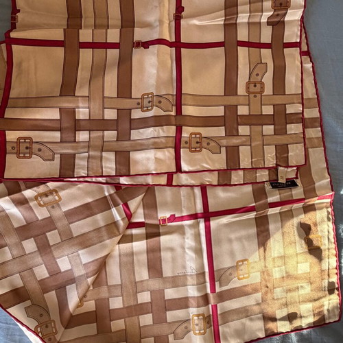Burberry silk scarf like new, beige and brown, 86 cm