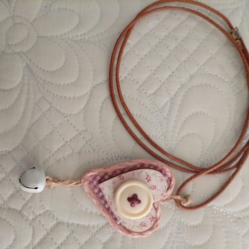 Handmade long heart necklace like new, multicolored with leather strap