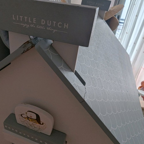 Little Dutch dollhouse with wooden furniture used