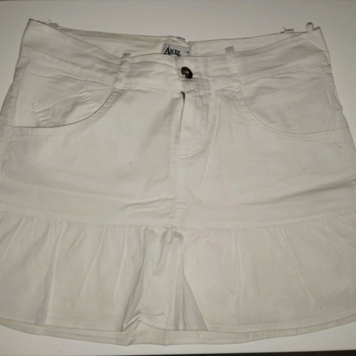 Skirts white and orange, size L, like new, pack
