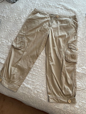 Cargo women's capri pants used, beige, size XL