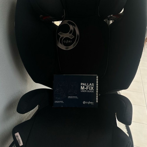 Cyber M-Fix car child seat like new