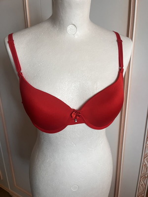 Bra like new, red