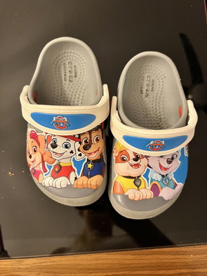 Crocs Paw Patrol slippers like new, kids' size 24-25