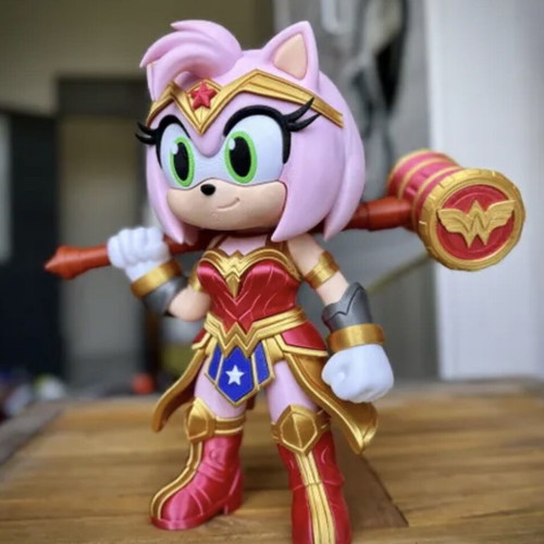 Amy Rose Wonder Woman collectible figure new