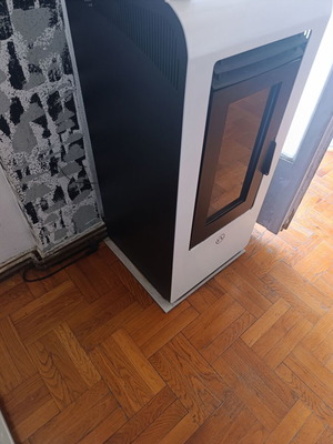 Pellet machine used, quiet and elegant