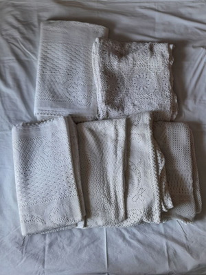 Summer Handmade Throws like new, pack