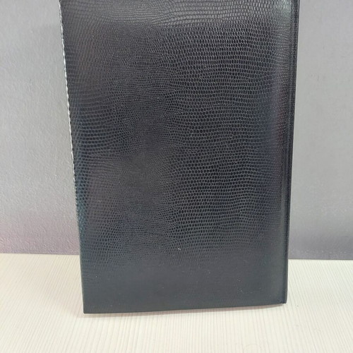 Telephone medium index like new with three sheets