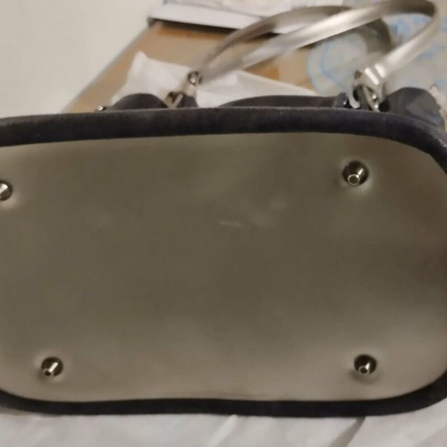 Doca shoulder bag used black with silver details
