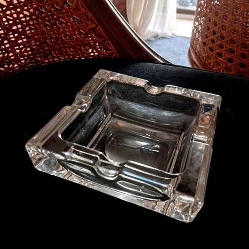 Vintage Luxury Crystal Cigar Ashtray like new