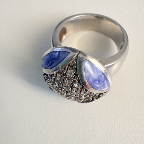 Silver ring with zircon and chalcedony stone used