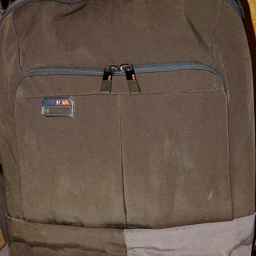 Backbag Nava Design khaki backpack with 3 compartments like new