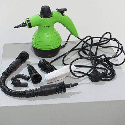Kooper Handheld Steam Cleaner like new with all accessories