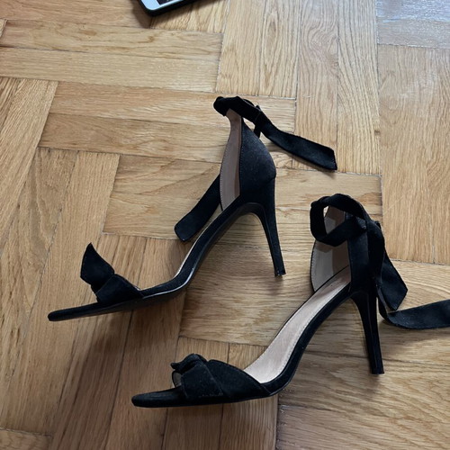 WS velvet sandals size 41, like new, black