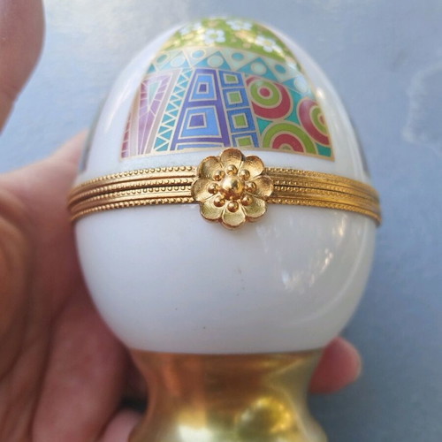 Vintage collectible Raynaud Limoges egg for Zerteo like new