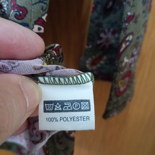 Women's long-sleeve shirt size M like new, multicolor polyester