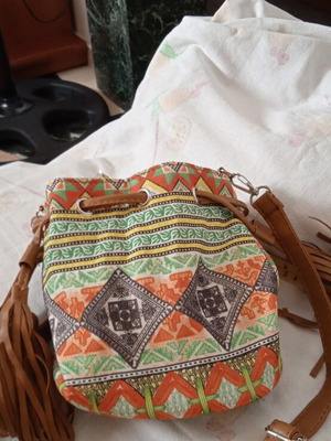 Shoulder bag fabric multicolor used with adjustable strap