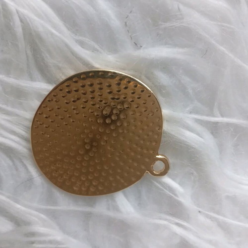 Jewelry new, 3.7cm diameter