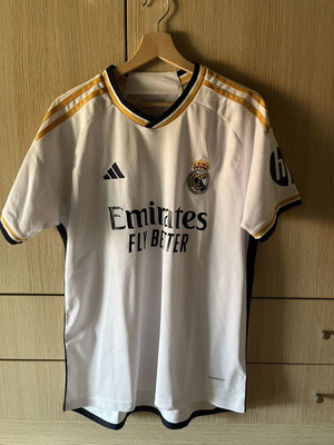 Adidas Real Madrid 2023/24 home jersey