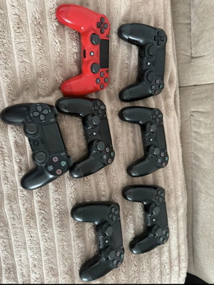Sony PS4 controllers like new, one with broken analog stick