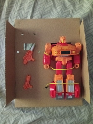 Transformers Jazz Deluxe Class like new with weapons and manual