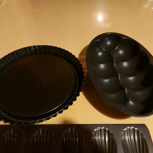 Bakeware for various sweets like new