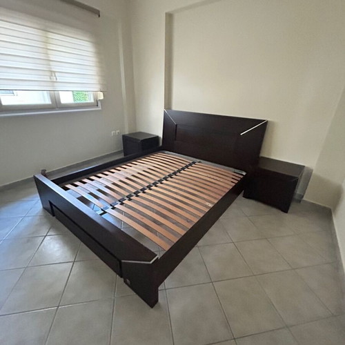 Double bed set with two nightstands like new, wenge color