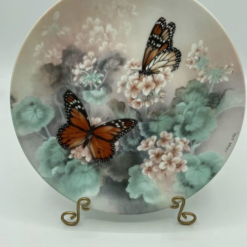 Decorative plate Bradex W.S.George "On Gossamer Wings" Lena Liu 1988-1989 new
