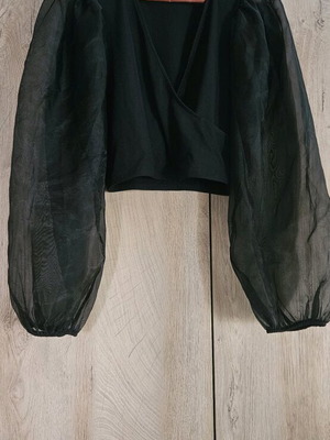 Bershka short black blouse large used with transparent sleeve