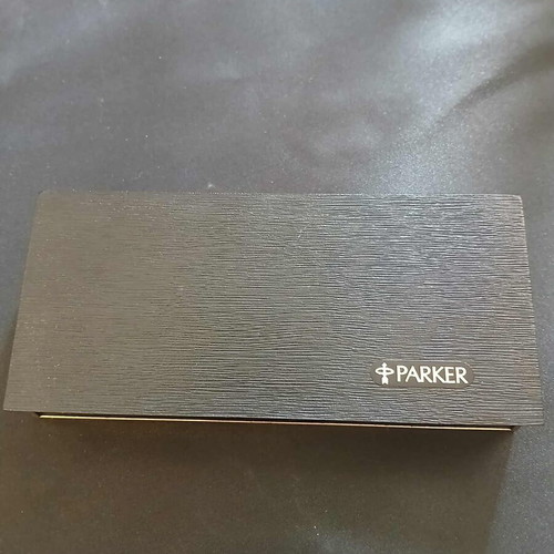 Parker presentation case used, possible limited edition 105