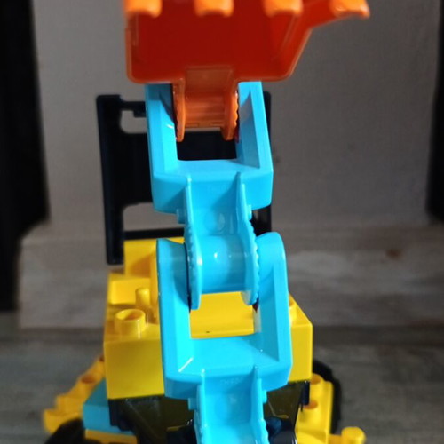 Lego Duplo 10931 excavator and parts used