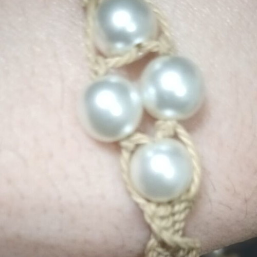 Bracelet handmade with pearls new, beige